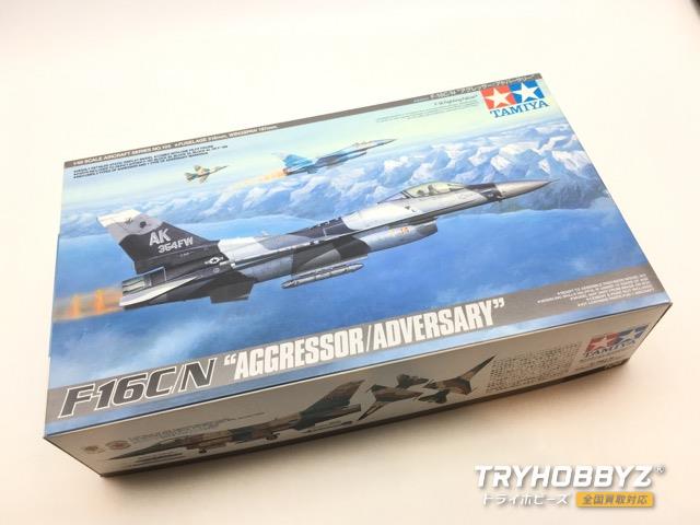タミヤ 1/48 F-16C/N “アグレッサー/アドバーサリー” ディスプレイモデル 61106
