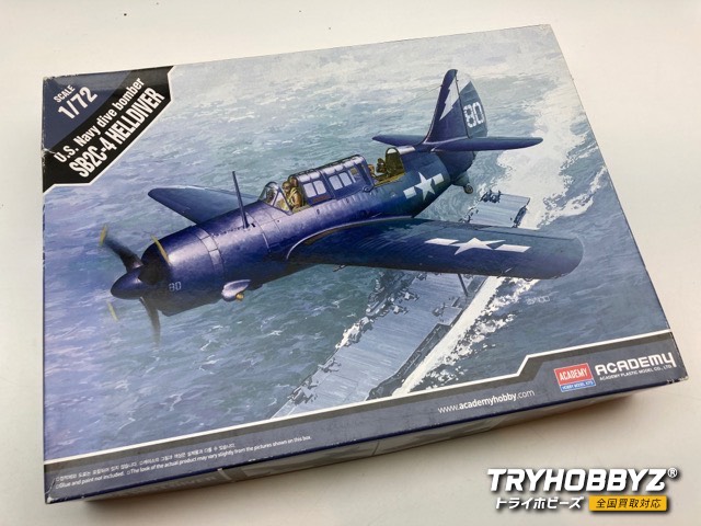 アカデミー 1/72 SB2C-4 ヘルダイバー AM12406｜中古プラモデル通販