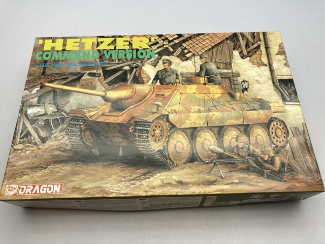 ドラゴン 1/35 ’HETZER’ COMMAND VERSION 6060