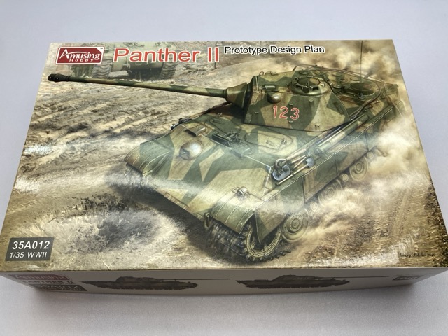 アミュージングホビー 1/35 ドイツ中戦車 パンサーII プロトタイプデザイン AMH35A012